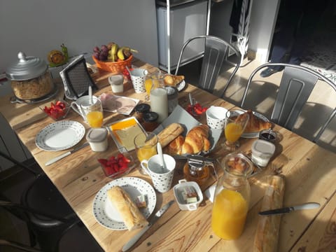 Ma Maison Übernachtung mit Frühstück in Beaune