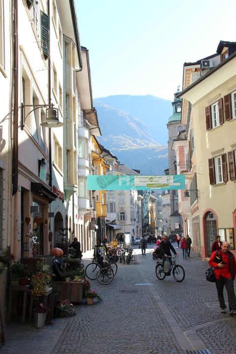 Sonnenuhr Bolzano Apartments Copropriété in Bolzano