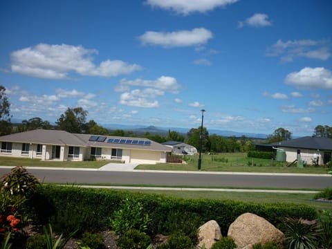 Willowbank Drive Bed & Breakfast Bed and Breakfast in Brisbane