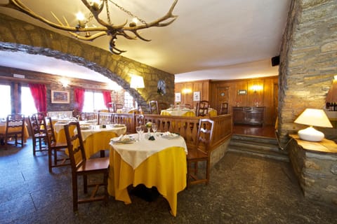 Hotel Dolonne Hotel in Courmayeur