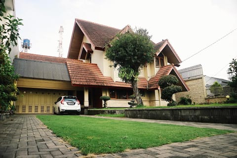 Villa Nuansa Alam Villa in Lembang