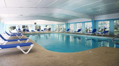 Activities, On site, Pool view, Swimming pool