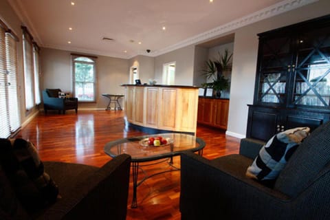 Carlyle Suites & Apartments Apartahotel in North Wagga Wagga