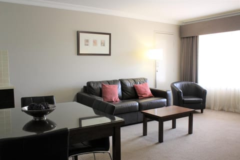 Carlyle Suites & Apartments Appartement-Hotel in North Wagga Wagga