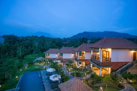 Property building, Natural landscape