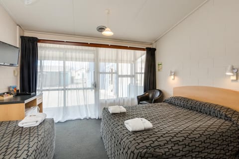Ocean Beach Hotel Motel in Dunedin
