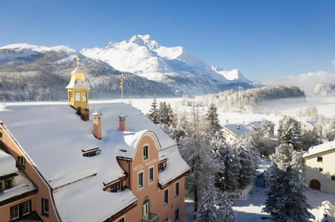 Property building, Winter, Mountain view