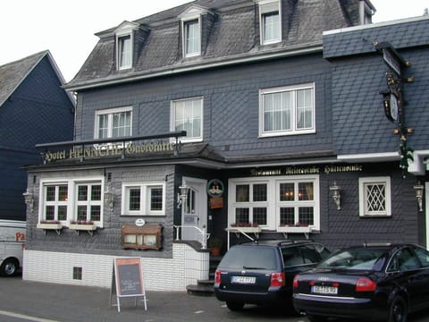Haus Hennche Hotel in Siegen