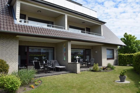 Property building, Garden, Garden view