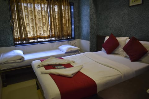 Hotel Arma Court Hotel in Mumbai