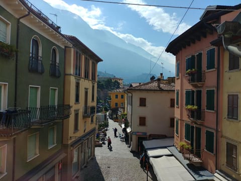 City view, Mountain view, Street view