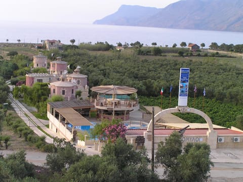 Anemomili Village Apartahotel in Crete