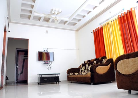 Shivam Sundaram Bunglows Haus in Gujarat