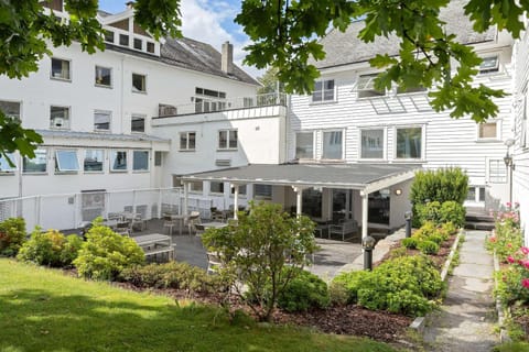 Property building, Garden, Garden view