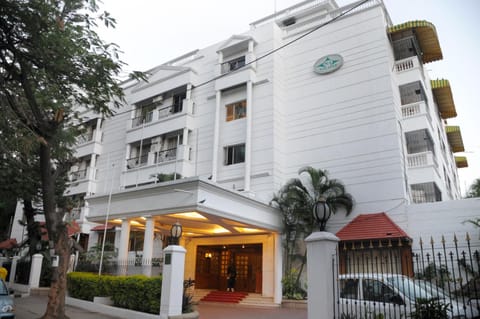 Nalapad's Hotel Bangalore International - Managed by Olive Hotel in Bengaluru