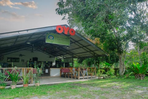 OYO 90037 The 7 Lodge Tambunan Hotel in Sabah