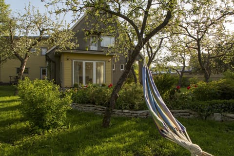 Garden, Garden view