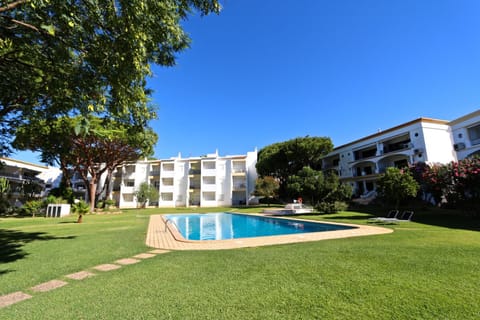 Pinhal do Golf - Clever Details Apartment in Quarteira