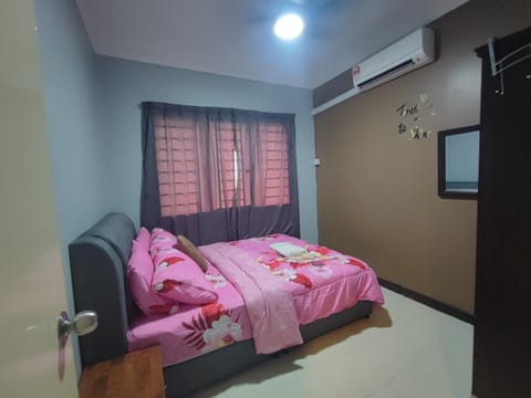 Homestay Kasyaf HUKM Cheras With Wi-fi Vacation rental in Kuala Lumpur City