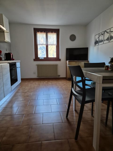 Snow Home Apartment - CIPAT 022093-AT-381181 Apartment in Province of Brescia