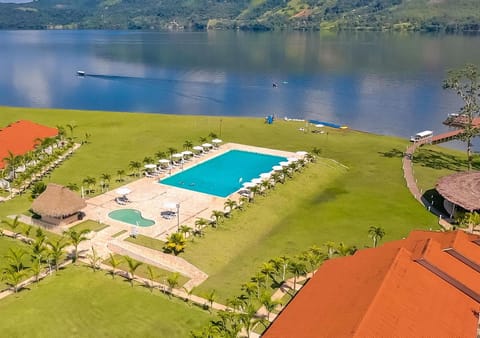 Garden, Garden view, Lake view, Pool view