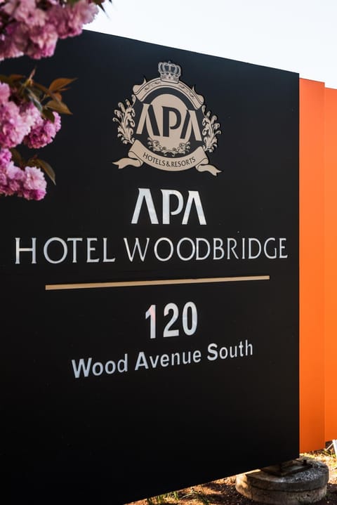 APA Hotel Woodbridge Hôtel in Iselin