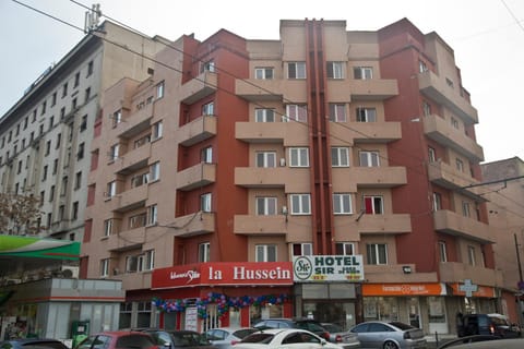 Property building, Facade/entrance, Street view