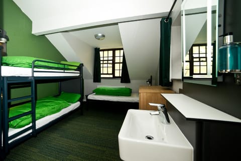 Bed, Photo of the whole room, Bedroom, bunk bed