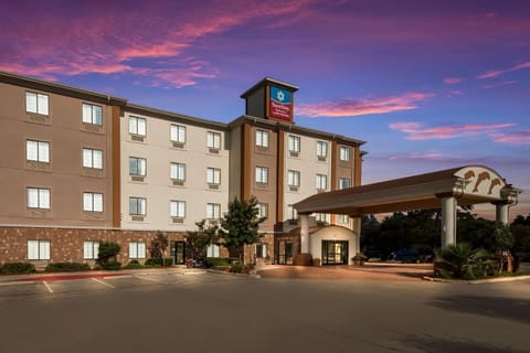 SureStay Plus Hotel by Best Western Near SeaWorld San Antonio Hotel in San Antonio