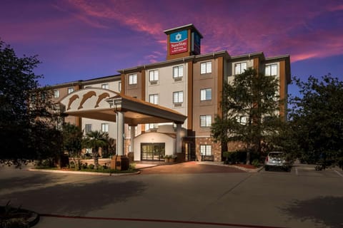 SureStay Plus Hotel by Best Western Near SeaWorld San Antonio Hotel in San Antonio