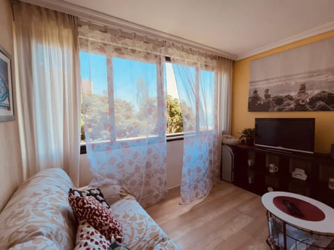 Apartment with Beach Views Apartment in Fuengirola