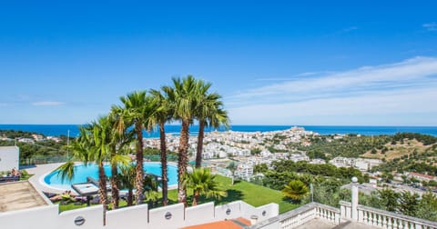 Pool view, Swimming pool