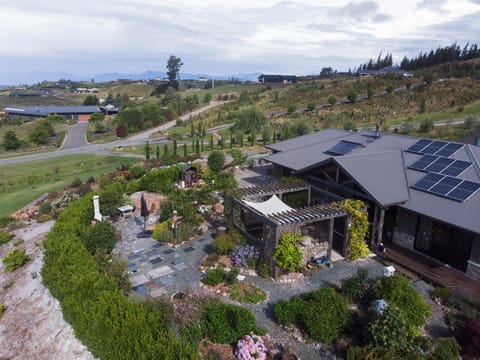 Bird's eye view, Garden