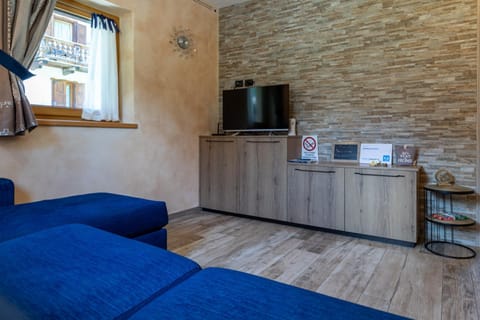 Chalet Sunshine Apartment in Canton of Grisons