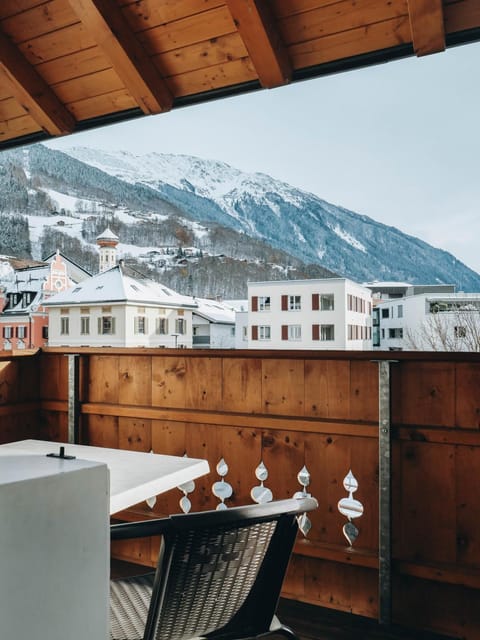 Winter, Balcony/Terrace, Mountain view