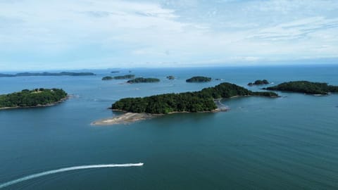 Nearby landmark, Day, Natural landscape, Beach, Lake view, Sea view