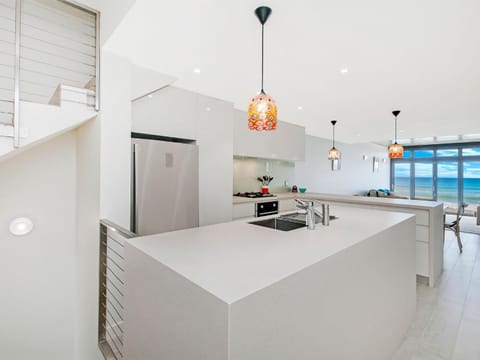 Oceanview Apartment in Port Fairy