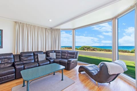 Paradise Cove House in Port Fairy