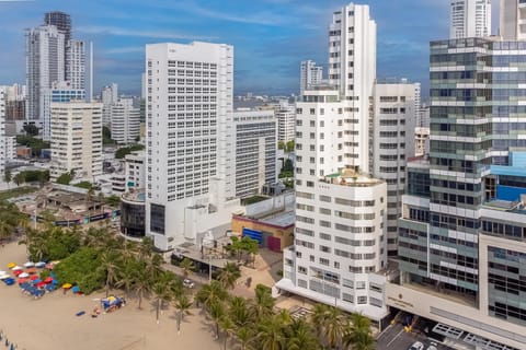 Property building, Bird's eye view, Sea view, Street view, Location