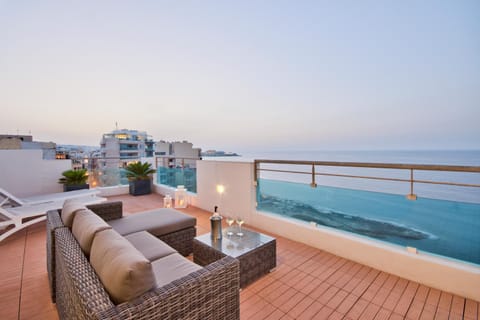 Balcony/Terrace, Seating area, Sea view