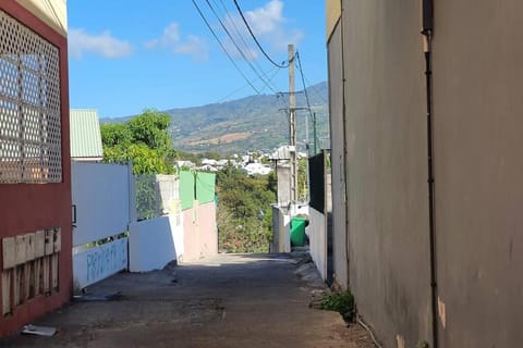 Au Franciscea , appartement T3 Condo in Réunion