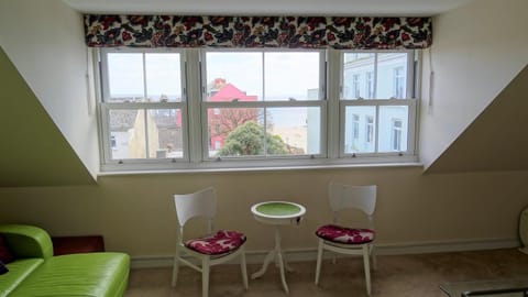 Spetchley House Apartment in Wales