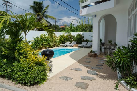 Pool view, Swimming pool