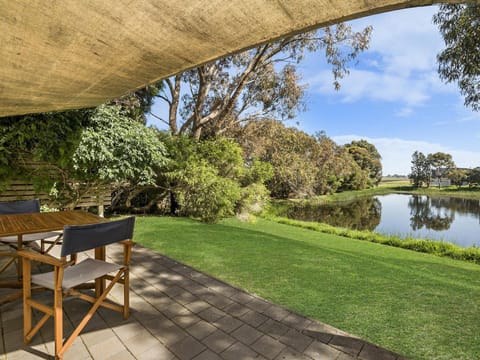 Whalers Cottage House in Port Fairy