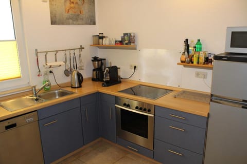 Coffee/tea facilities, Kitchen or kitchenette, dishwasher, minibar, pet friendly, stove