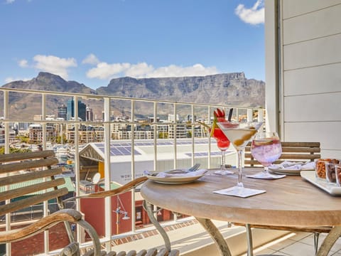 Queen Victoria Hotel by NEWMARK Hotel in Cape Town