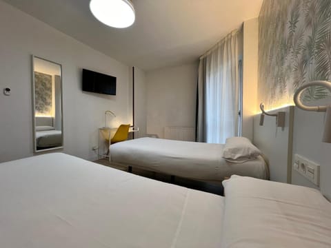 IRAIPE Gorbea Auto Check-in Hotel in Vitoria-Gasteiz