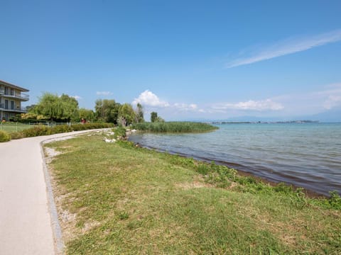 Tasteful Holiday Home in Sirmione with pool House in Sirmione