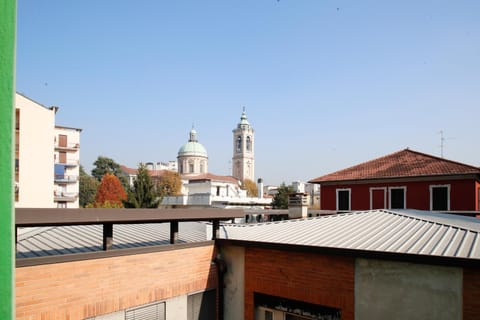 Property building, View (from property/room)