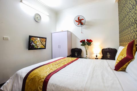 Phuong Trang Hotel Hostel in Hanoi